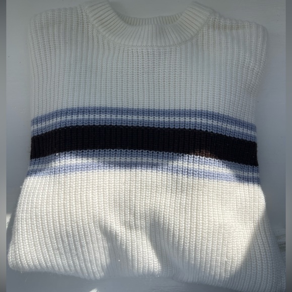 Garage Cropped Knit Sweater - Picture 2 of 2